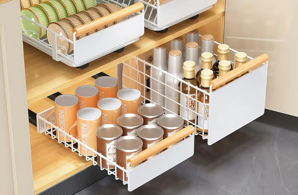 Pull-Out Drawer