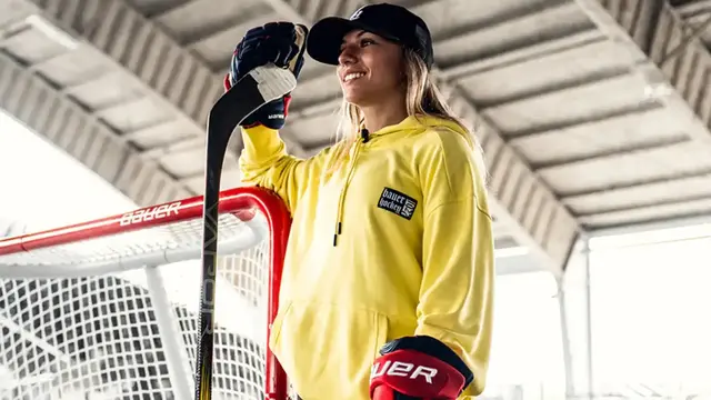 Shop Bauer Hockey