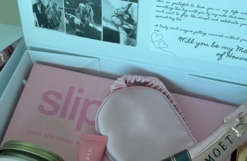 Bridesmaid proposal boxes