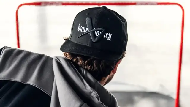 SHOP BAUER HOCKEY