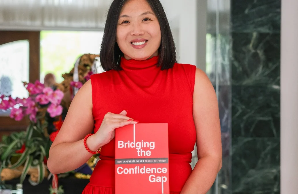 Get your free Confident Workplace Toolkit