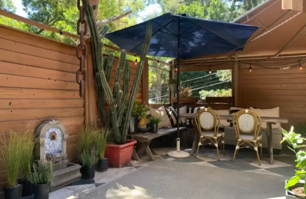 LA: Hollywood Hills