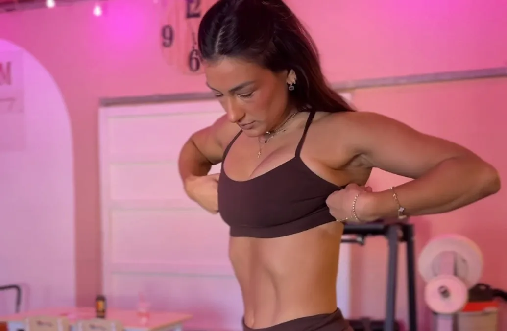 WORKOUT WITH ME ON MY APP!