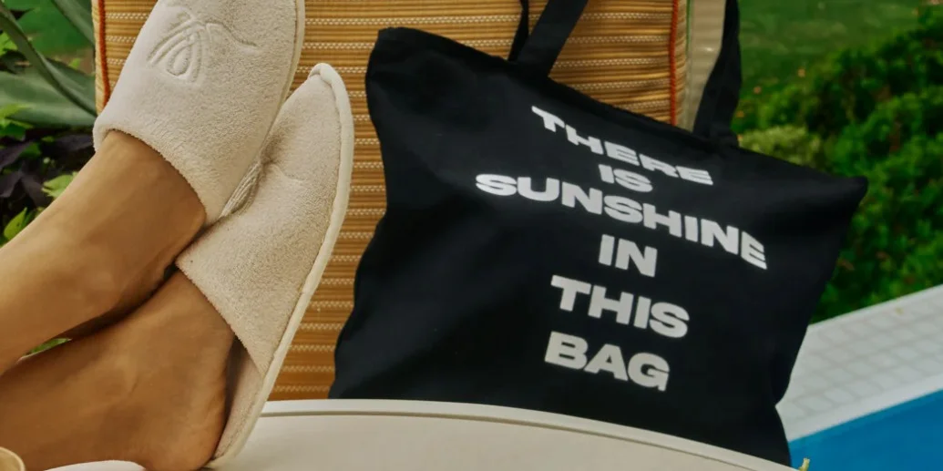 TOTE BAGS