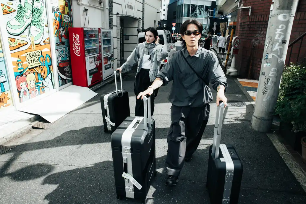 DB Journey Award-winning Luggage                                         15% off with "BELLUCCIA" 