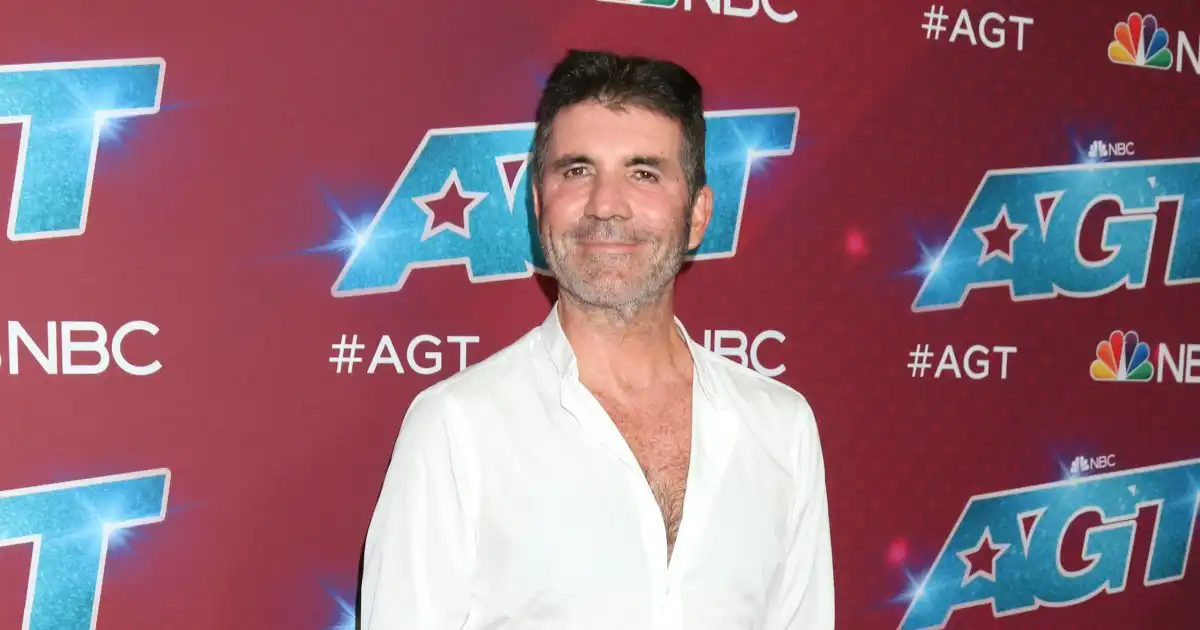 Simon Cowell Suffers Vocal Cord Injury 