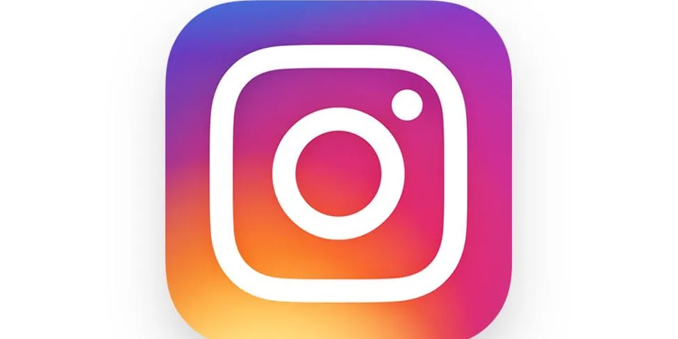 Instagram main account // jcvanvuurenx 