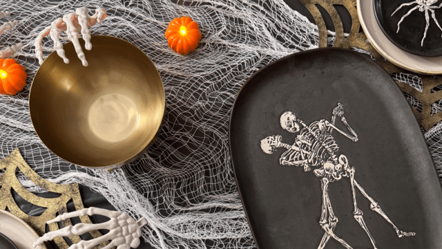 Finds: collection: Halloween Tablescape by wendylivinglife