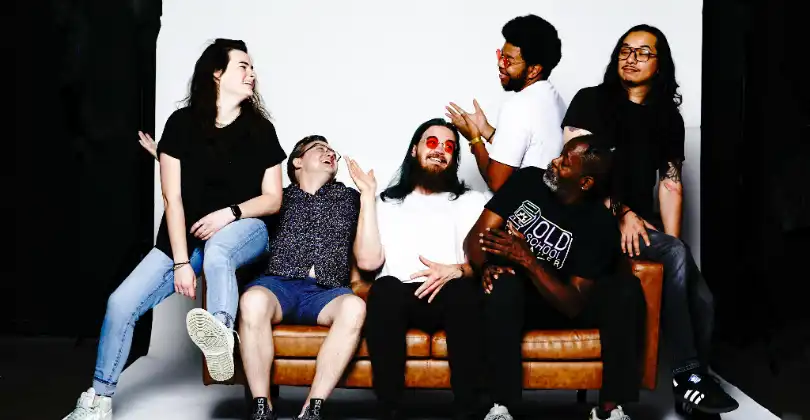 Locals, tours keep live music scene living...
