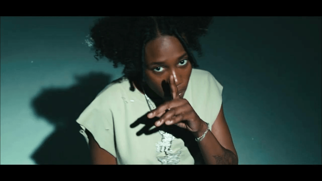 Lily Rayne - The One (Official Music Video)