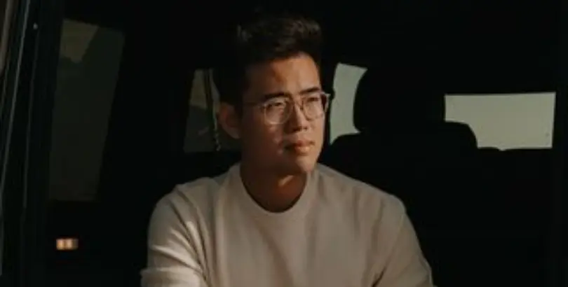 Elliott Chau 📸