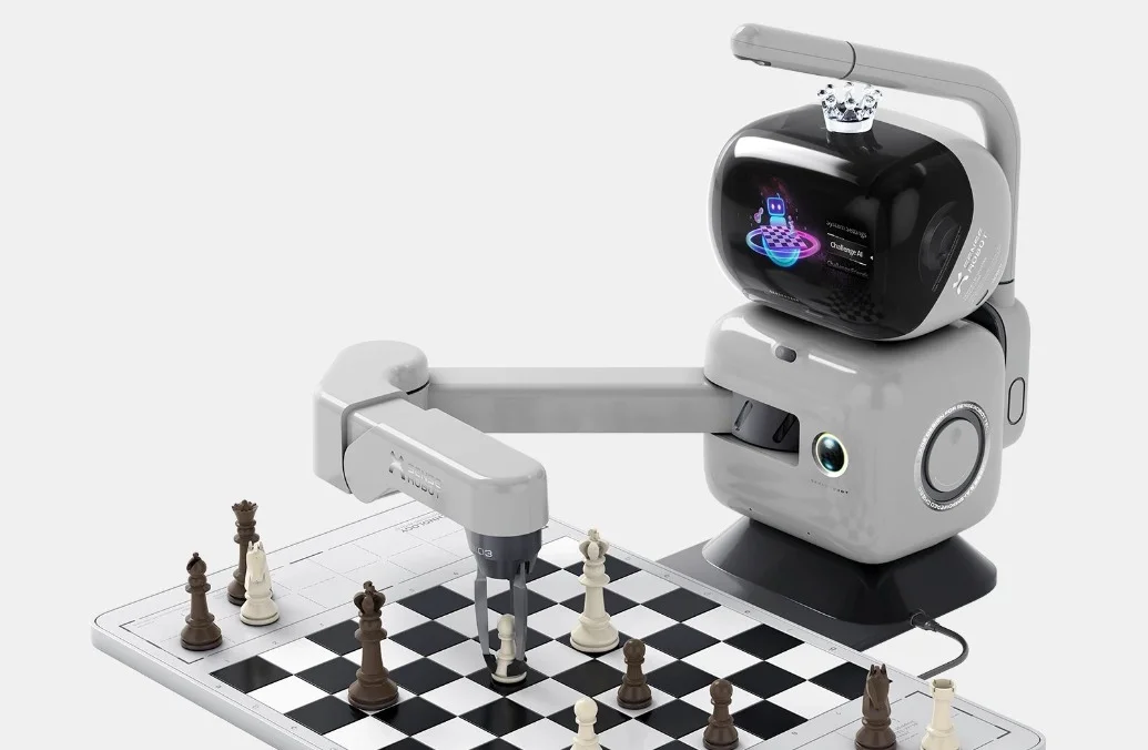 SenseRobot Chess- Use "madtechtalk" code for 25% discount!