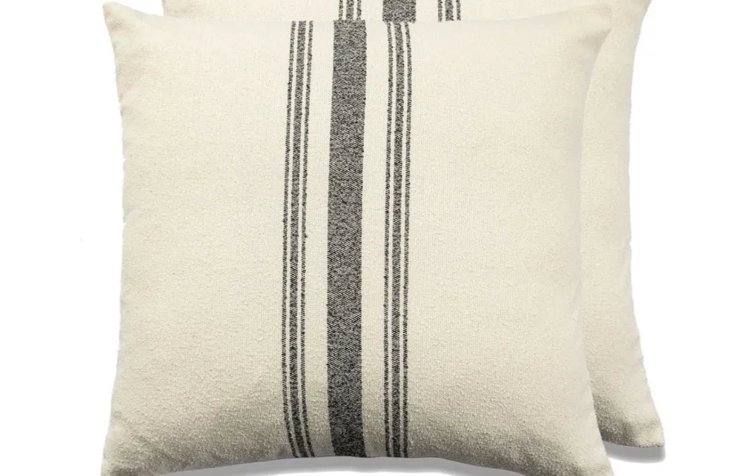 41% OFF PILLOWS