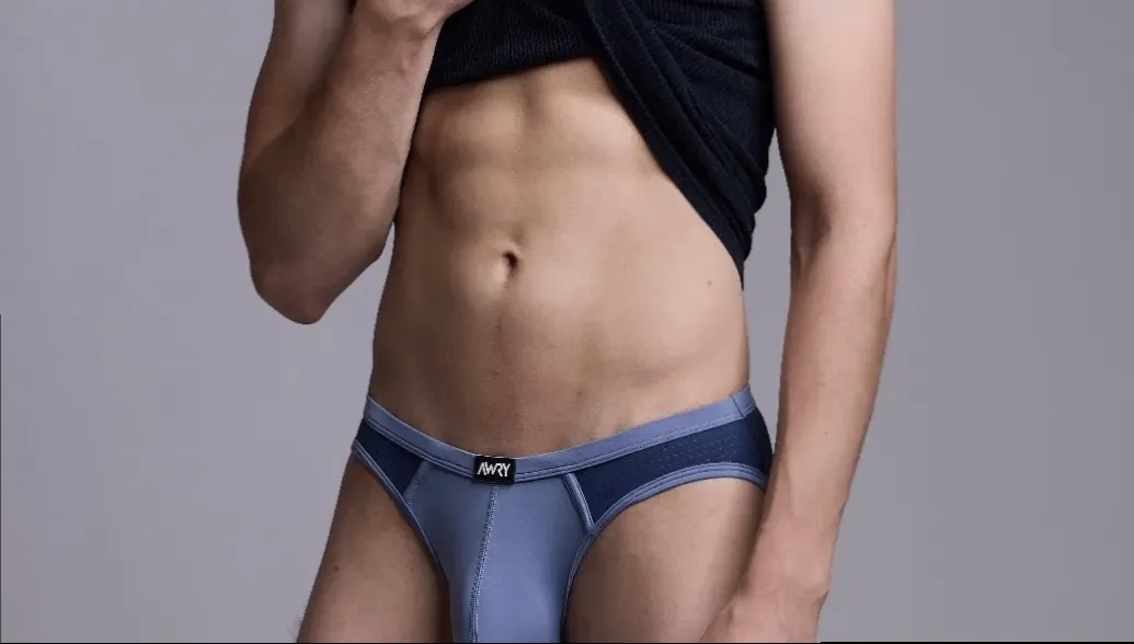 15% OFF AWRY SEXY MENSWAR ( Use code “WILLDOES” )