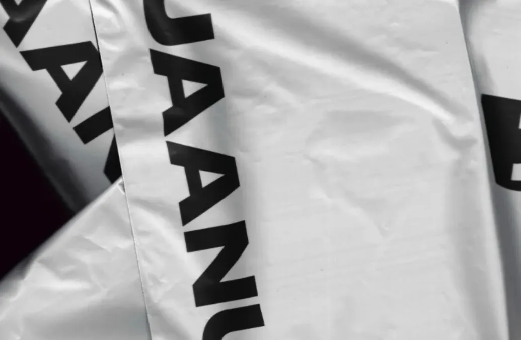 get 20% off jaanuu scrubs
