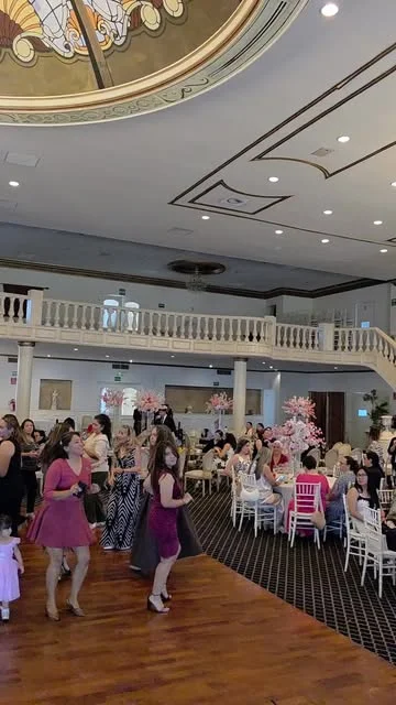 Asi festejaron las mamis del Instituto Emmanuel Kant❤️ muy buen público y muy buen ambiente! Gracias por la confianza!