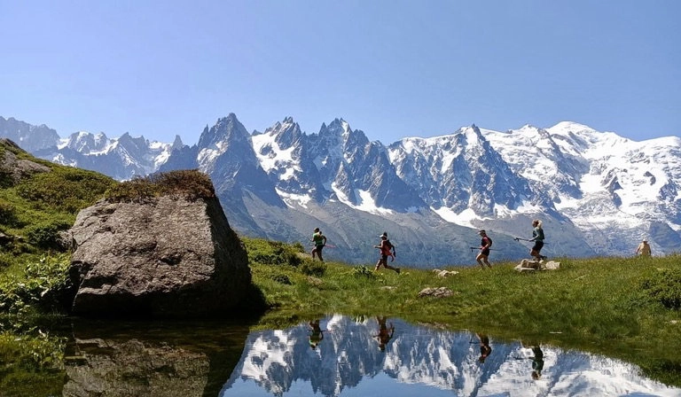 UNBREAKABLE TREK: Tour du Mont Blanc 2