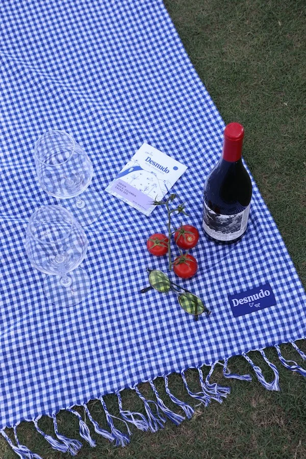 Zilker Picnic Bundle (Limited Edition Blanket + Community Lot Coffee)