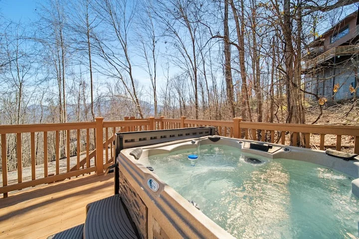 Dancing in the Moonshine | Chalet in Gatlinburg · ★4.84 · 3 bedrooms · 4 beds · 2 baths