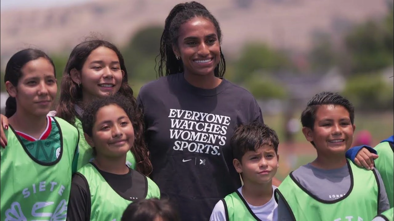 Naomi Girma Talks Fútbol, Family, and Overcoming Challenges