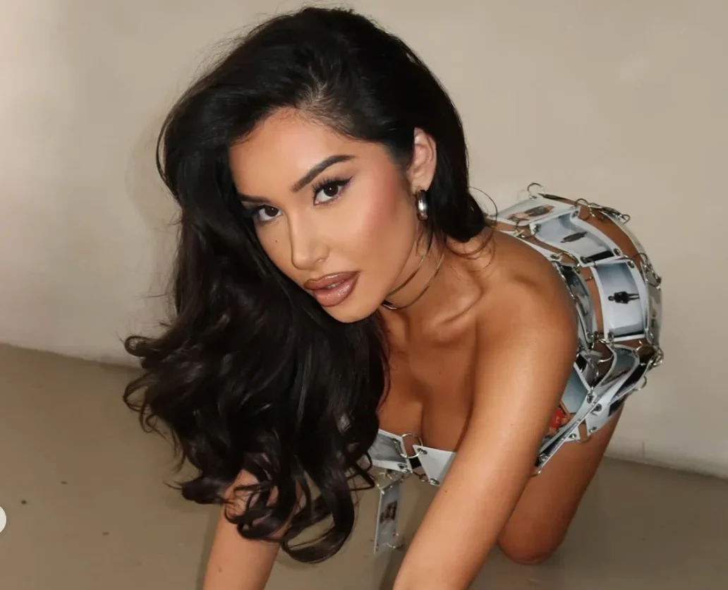 Fashion Nova