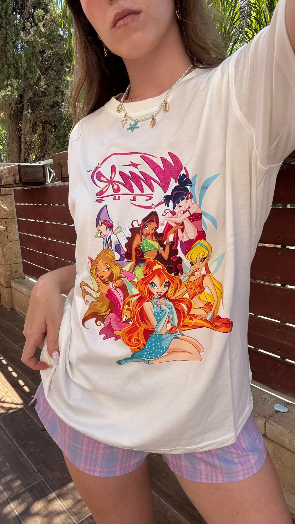 חולצת ווינקס אוברסייז