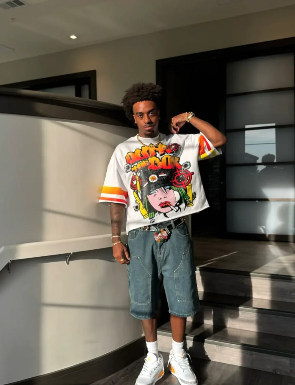 INSTAGRAM