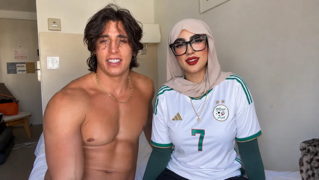 المحجبة و الوح__ش 😧