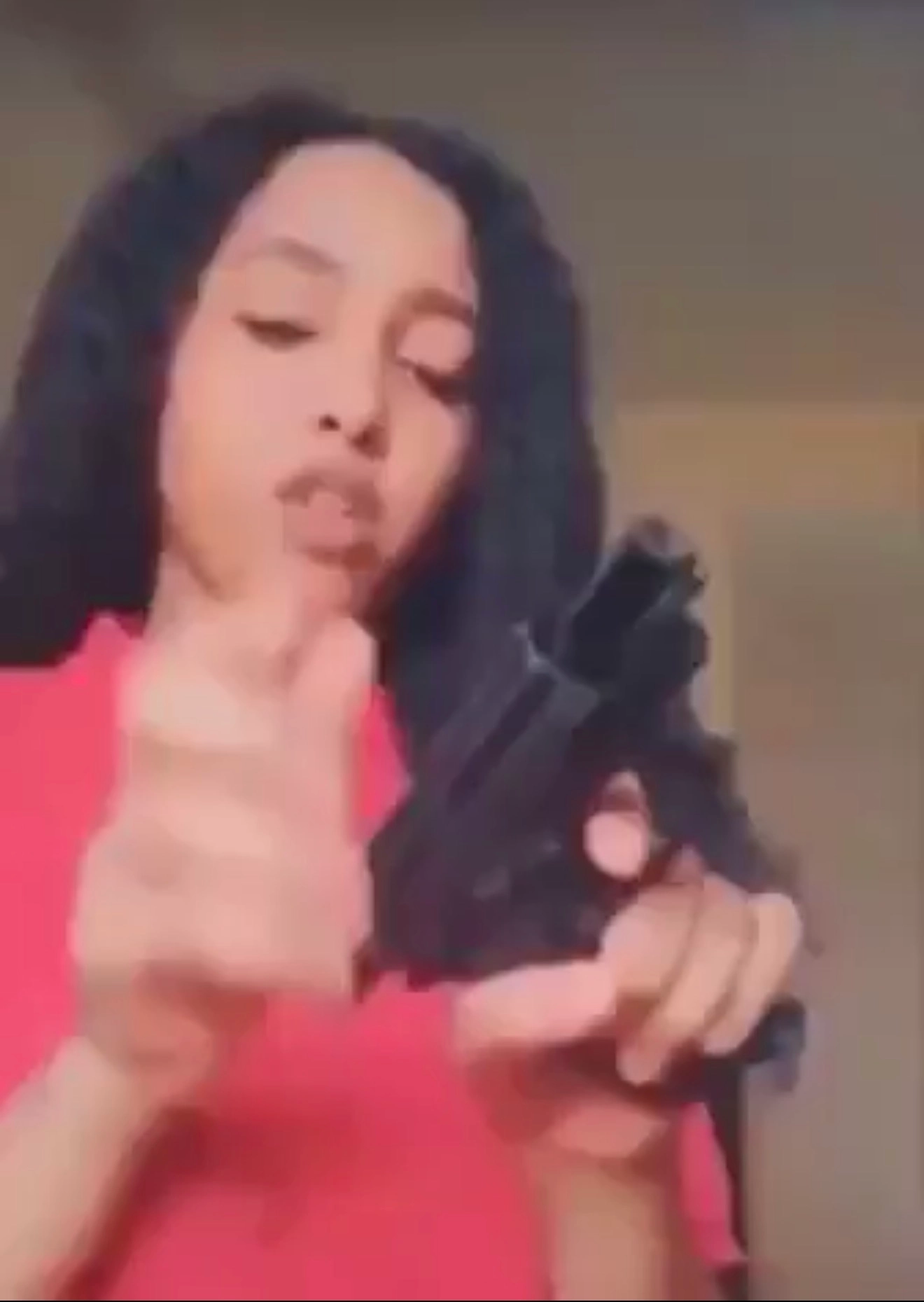 💔😖 فيديو البنت مسكينة