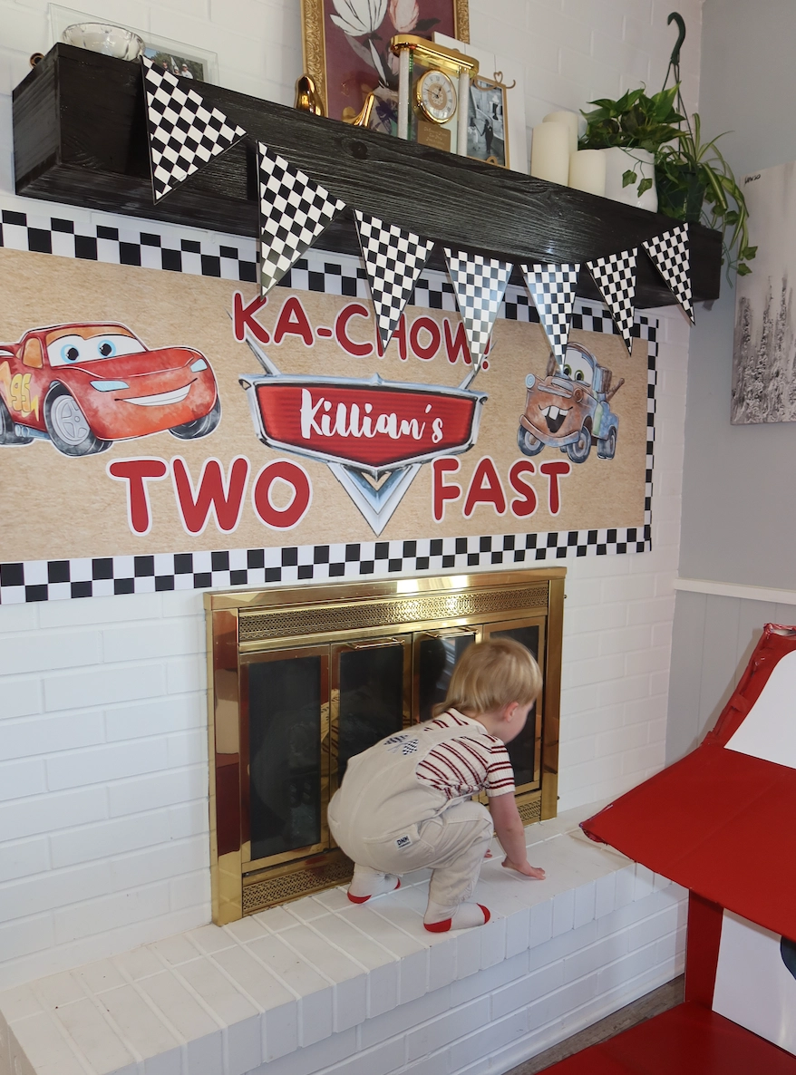 “TWO FAST” BIRTHDAY PARTY DOWNLOADS/TEMPLATES