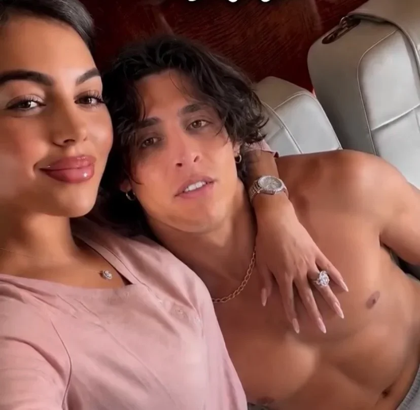 فيديو زوجة رونالدو السابقة والوحش💔😱🥵