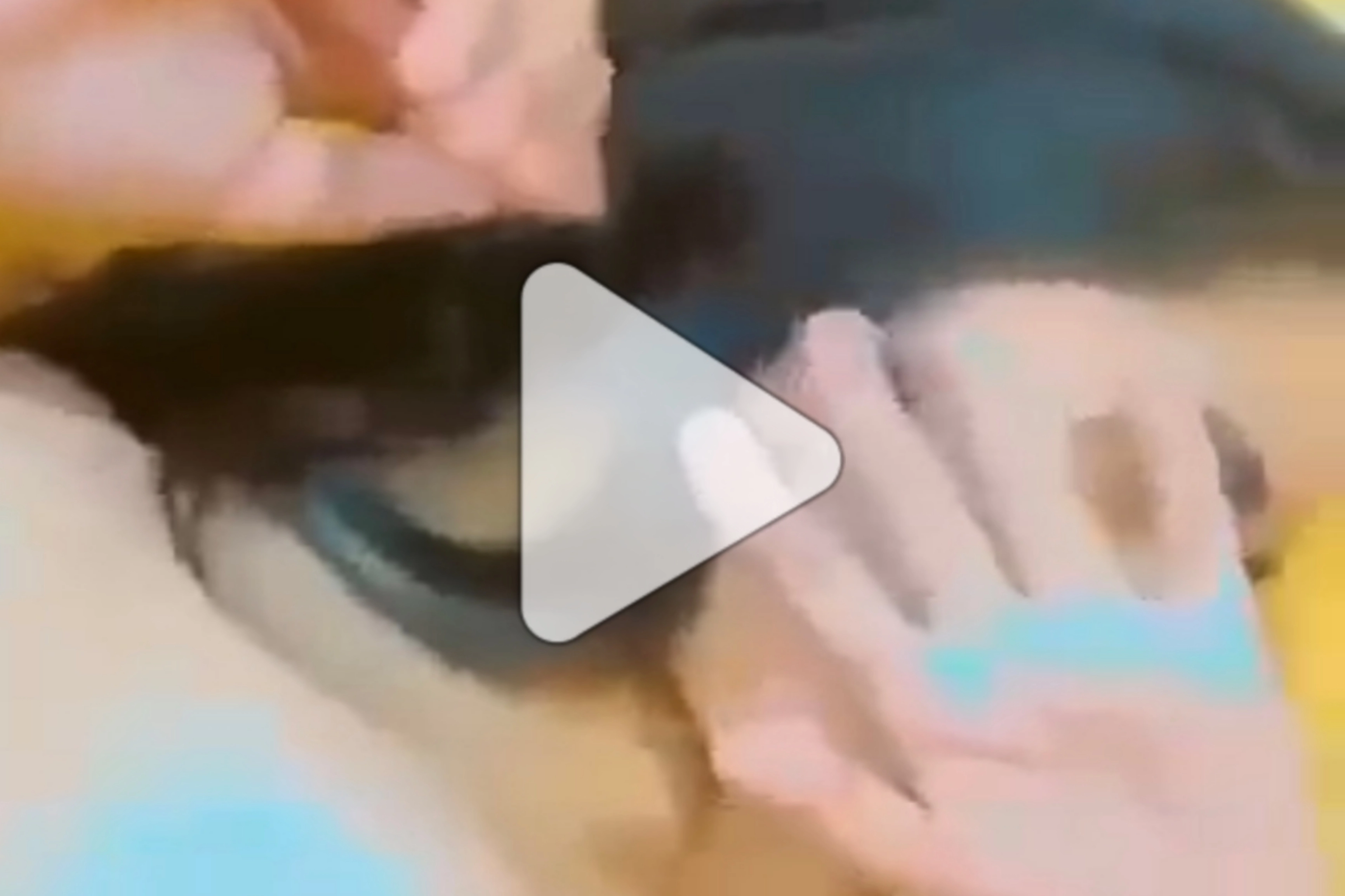 سااره اوس تعيط وعاجبها الحال.mp4